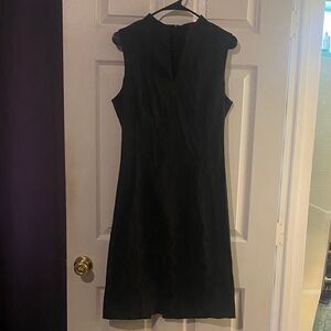 Elegant Black Sleeveless Dress